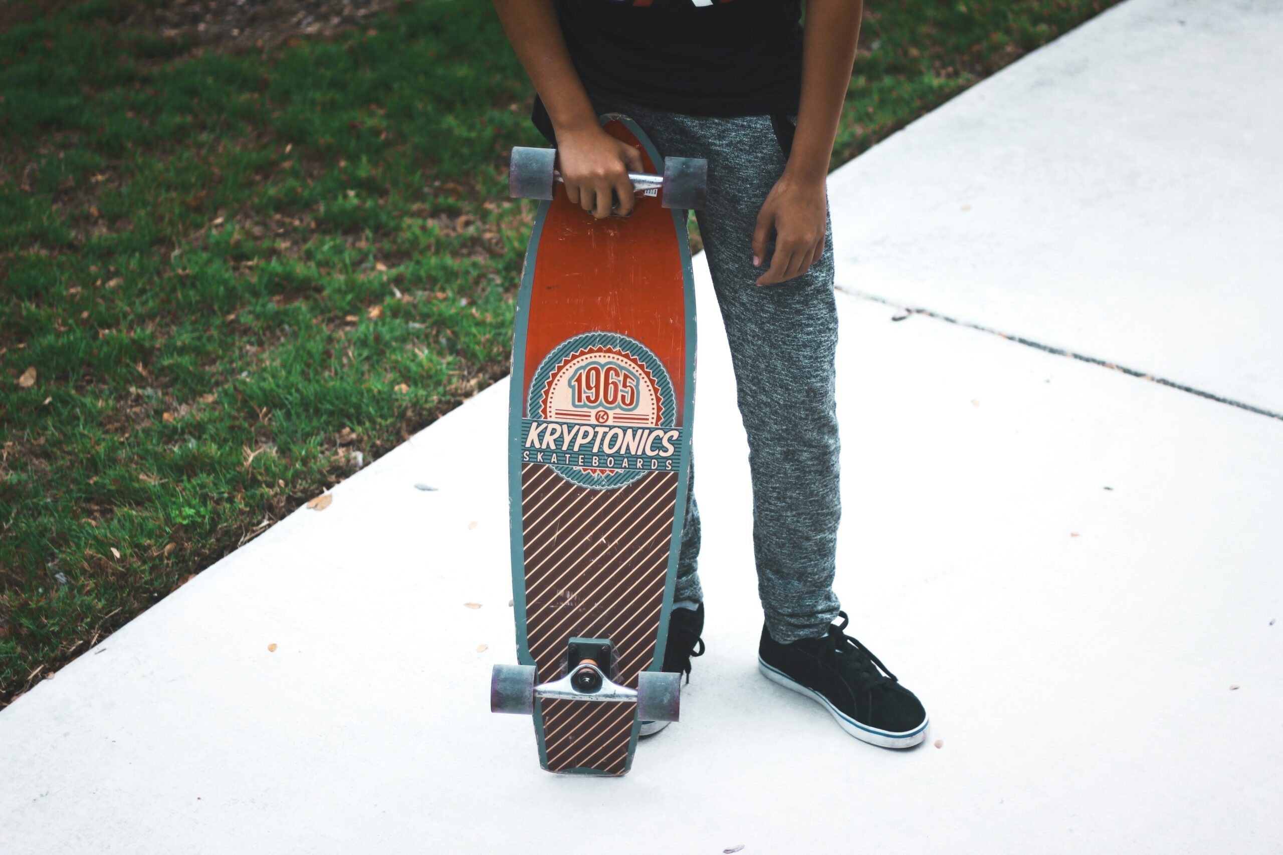 Read more about the article We Need to Move it Move it: How a Skateboard Can Help a Child’s Handwriting!